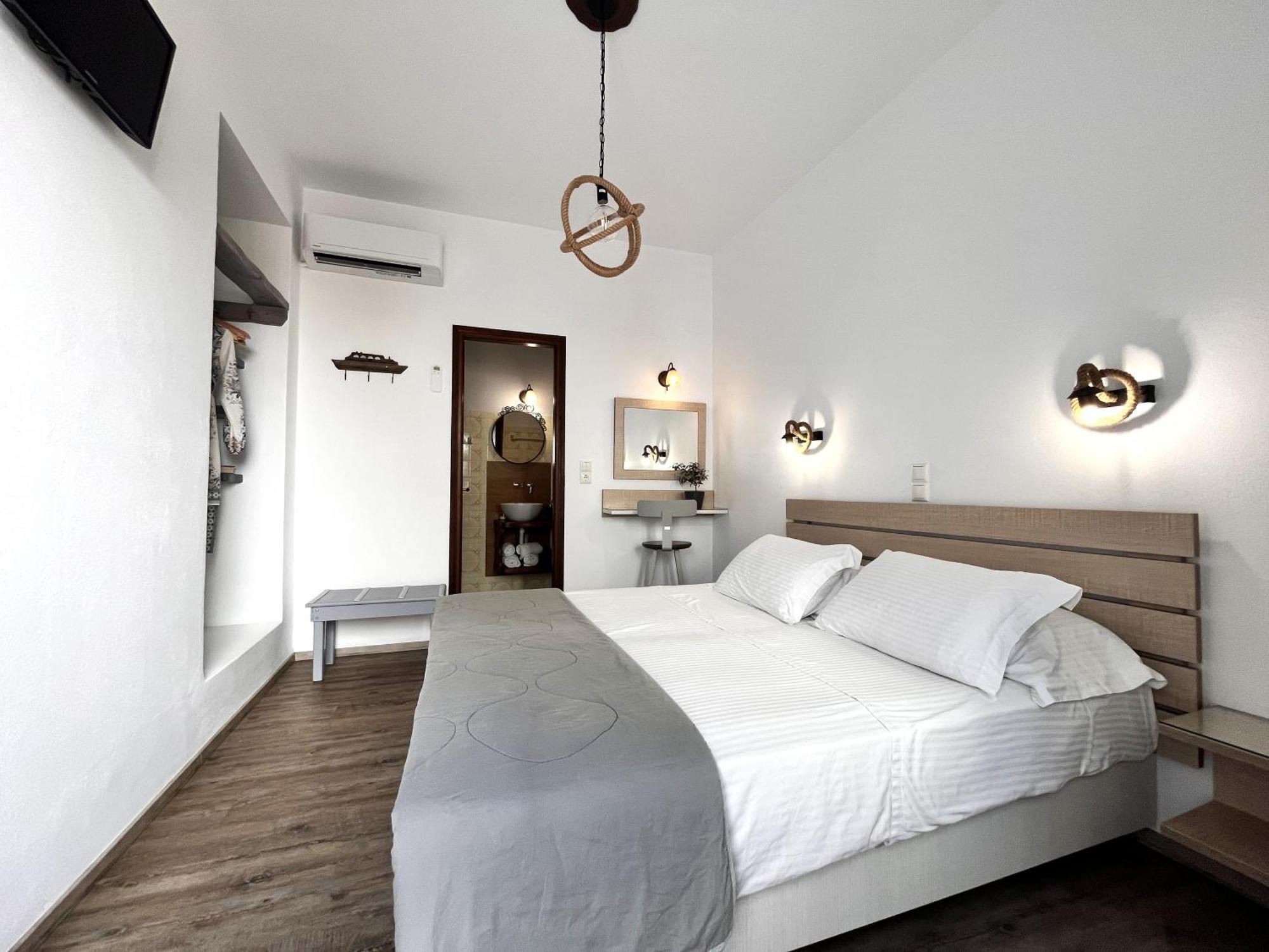 Christina Hotel, Adults Only, Heated Salt Water Pool Náousa Kamer foto
