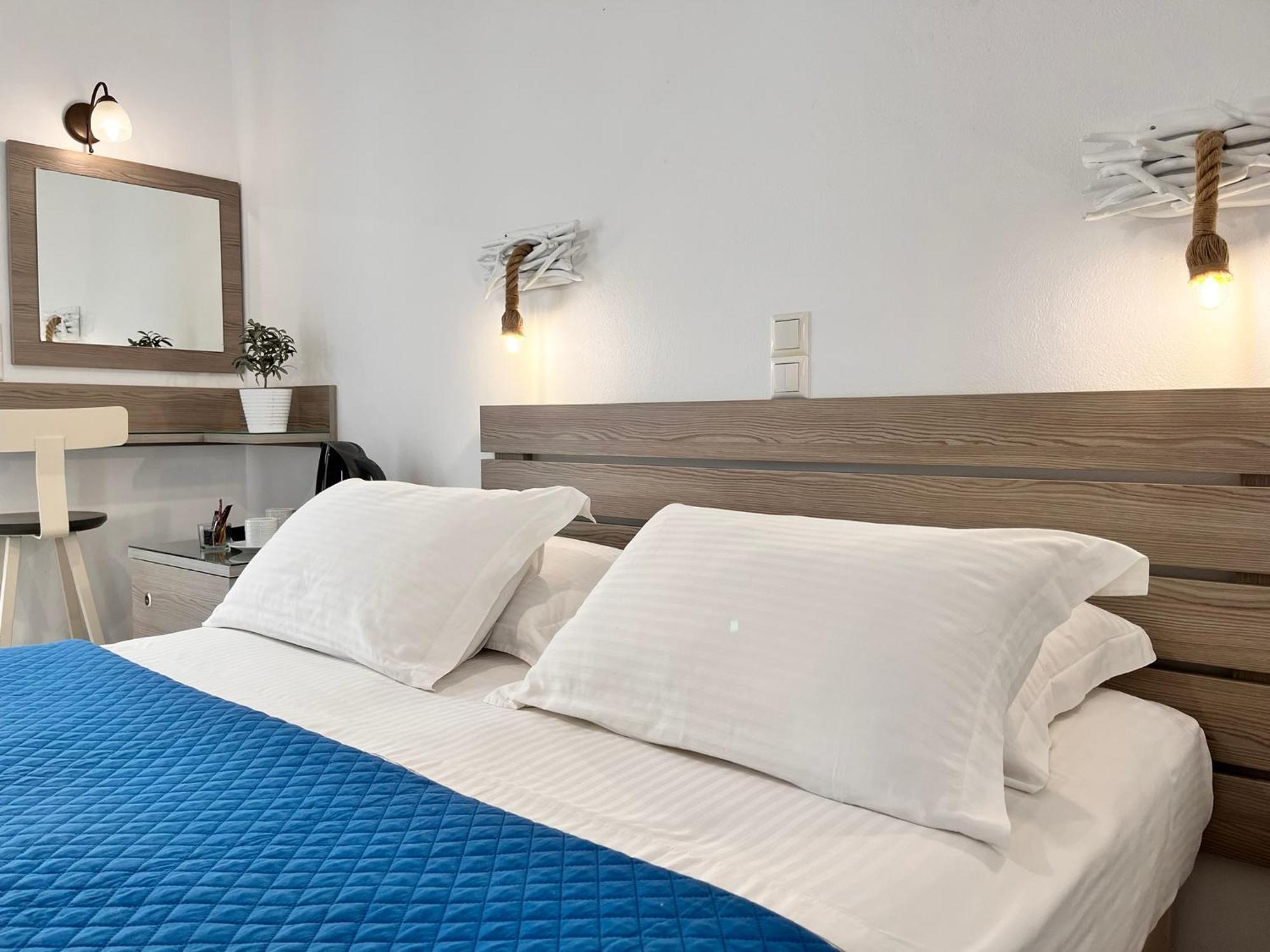 Christina Hotel, Adults Only, Heated Salt Water Pool Náousa Kamer foto